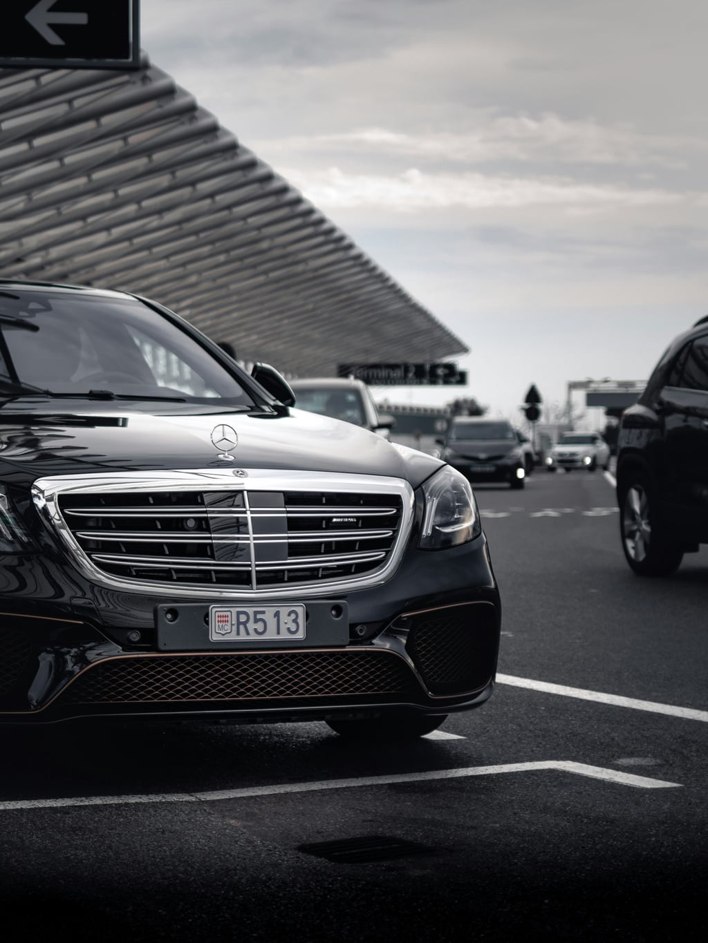 Professional chauffeur and premium saloon for corporate transfers in Croatia